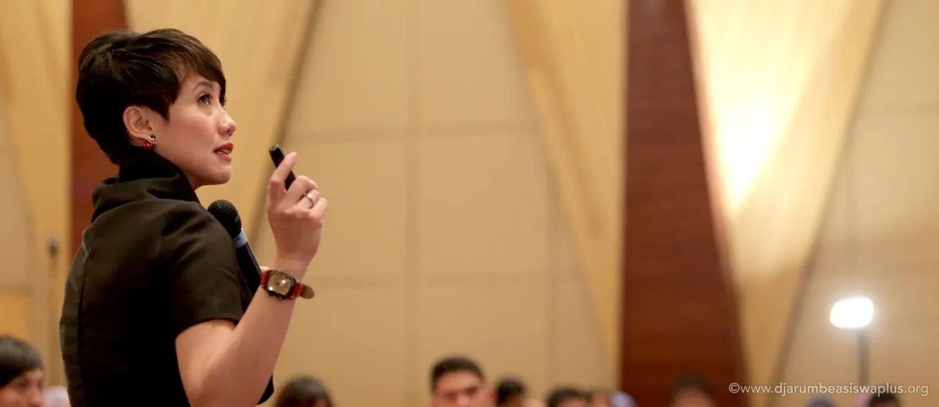 Project Presentation: Tak Sekedar Tawarkan Visi