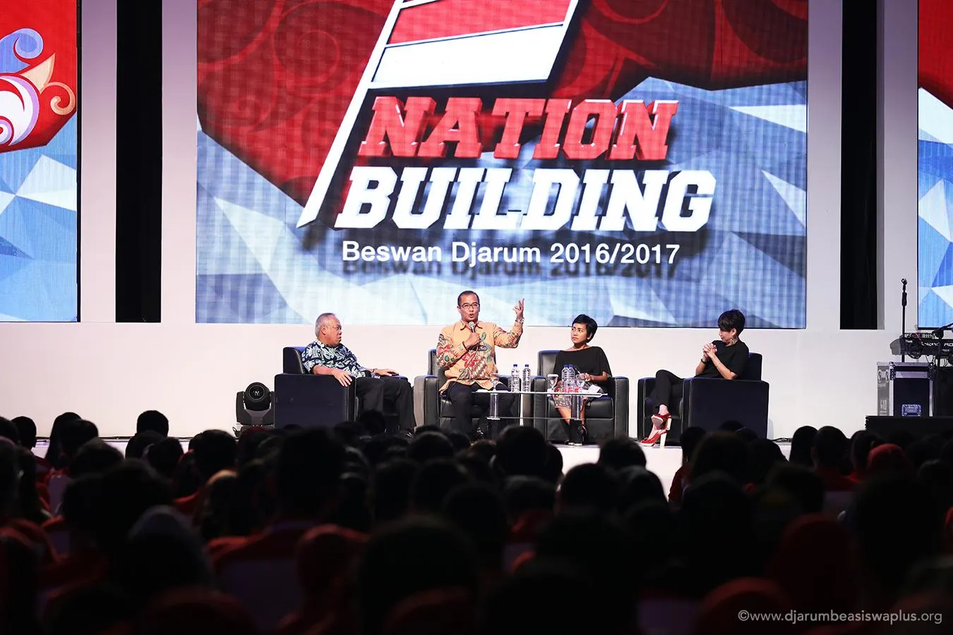 Talk Show Nation Building 2016/2017: Cerita Tentang Mencintai Tanah Air, Mempersatukan Perbedaan dan Kreatif Berinovasi.