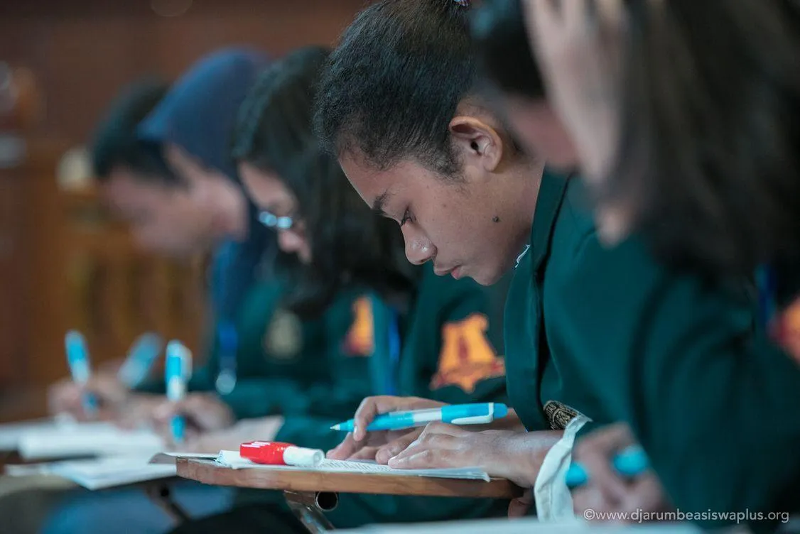 Tawa Haru, Pengalaman Baru Peserta Tes Seleksi Tertulis Djarum Beasiswa Plus 2017/2018