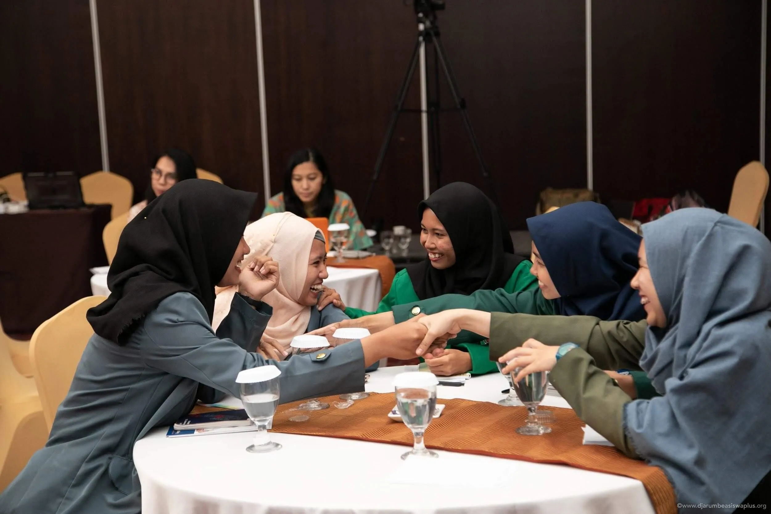 Tuangkan Gagasan Masa Depan Indonesia Dalam Writing Competition