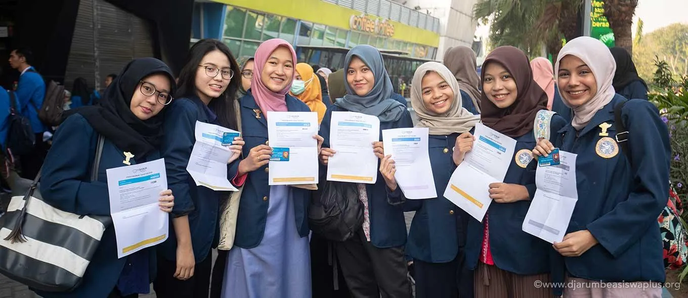 Menyelaraskan Hard Skills dengan Soft Skills Melalui Djarum Beasiswa Plus